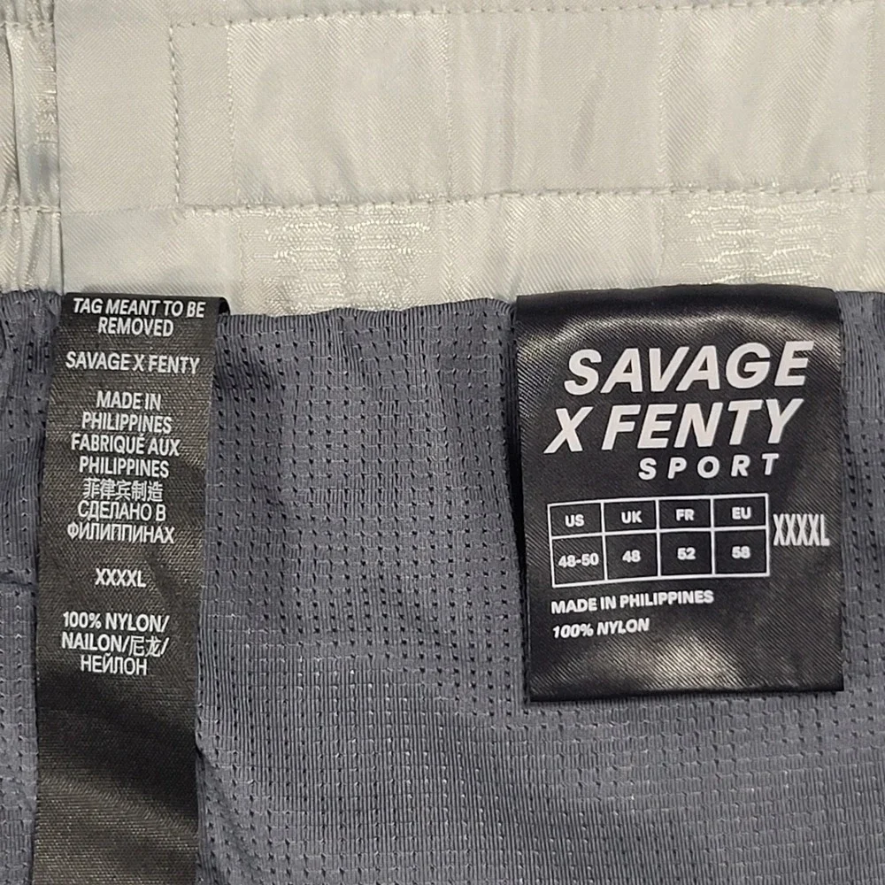Savage X Fenty Sport Unisex Shiny Silver Angel White Changeover Jacket Size 4XL